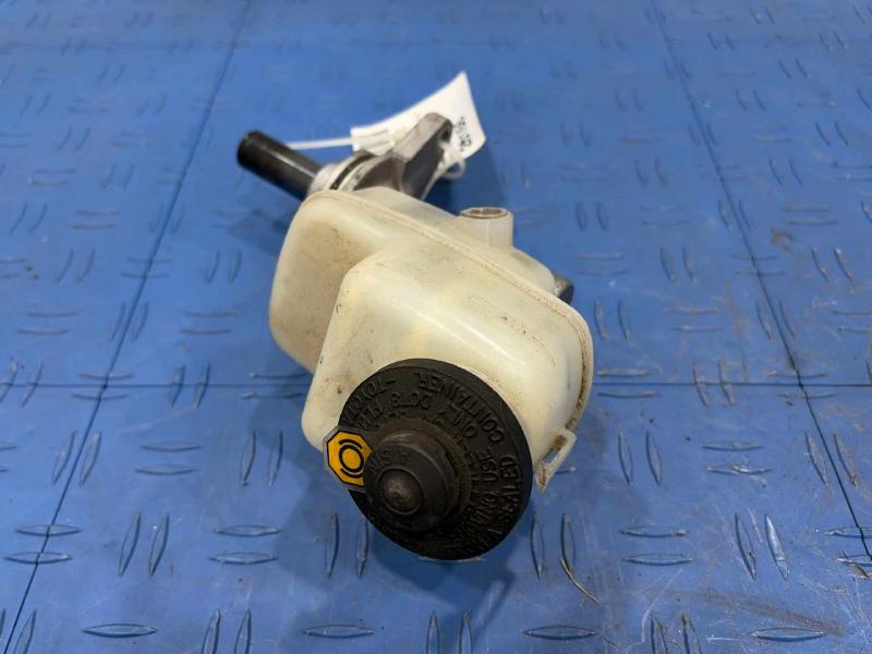 2007 Toyota RAV4 Master Cylinder