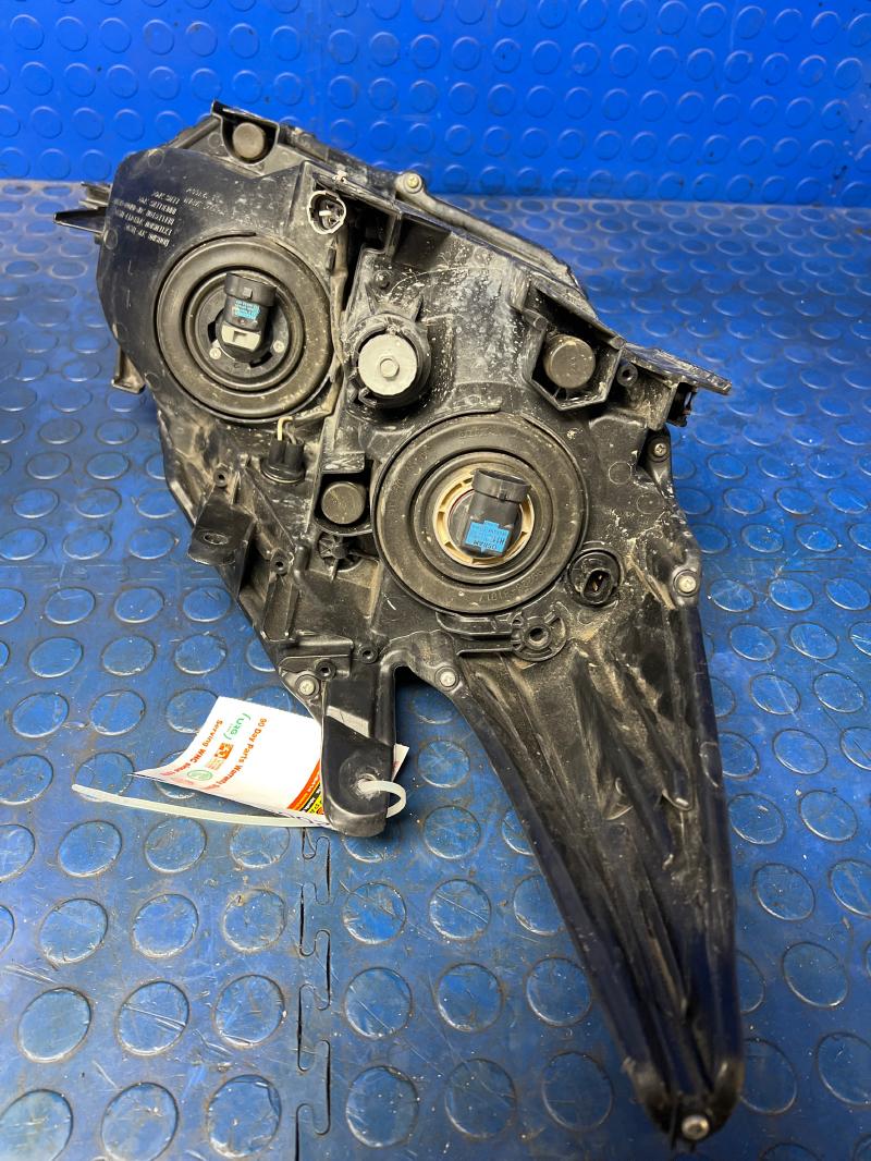 2010 Toyota Prius Headlamp Assembly