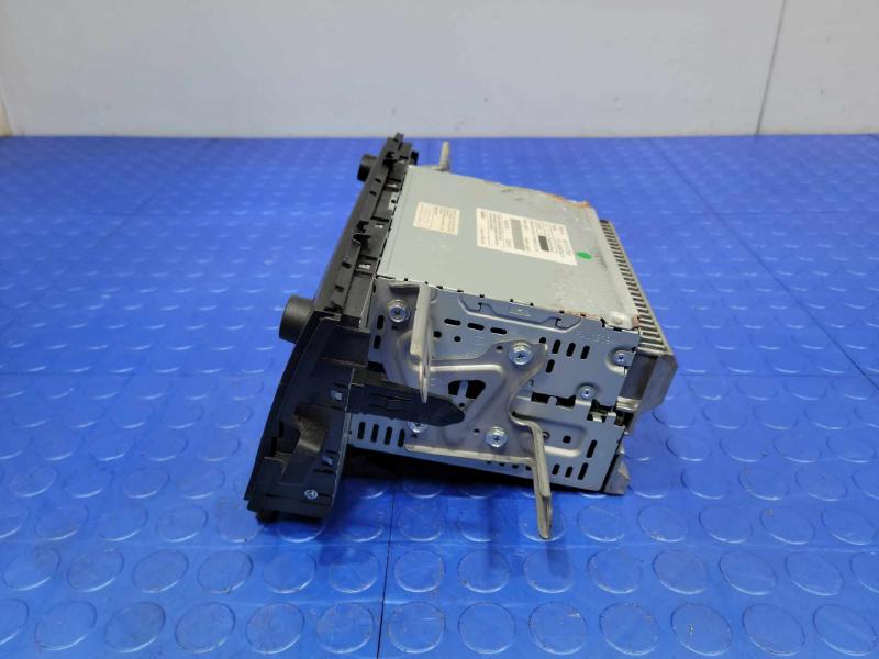 2010 Toyota Prius Audio & Visual Equip.(Radio)