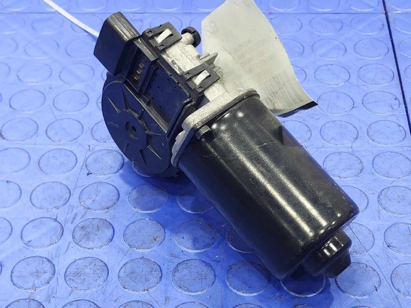 2012-2017 Hyundai Veloster Windshield Motor Genuine OEM 981102V000