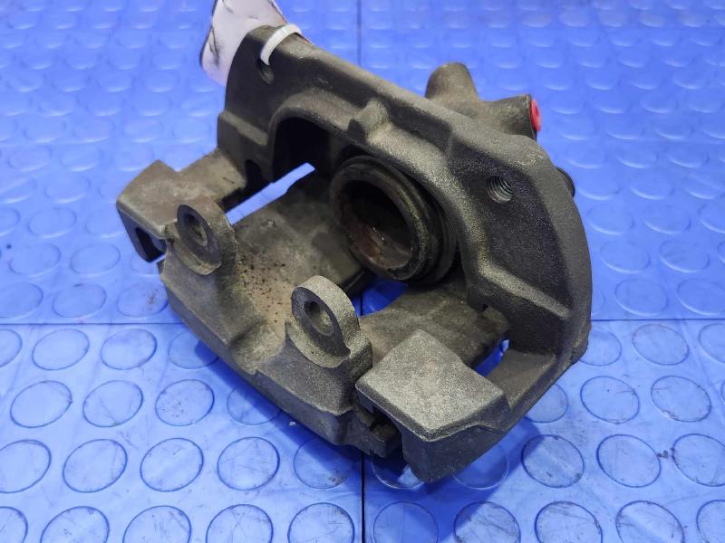 2006 BMW Z4 Caliper