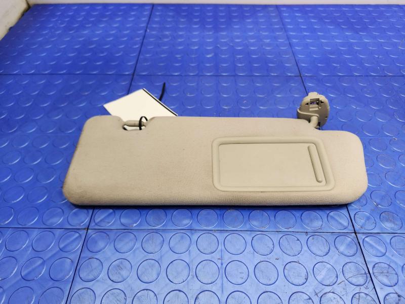 2010 Toyota Prius Sun Visor