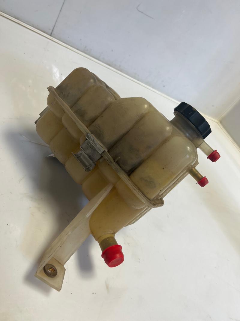 2000 Chevrolet Silverado 1500 Coolant Recovery Bottle
