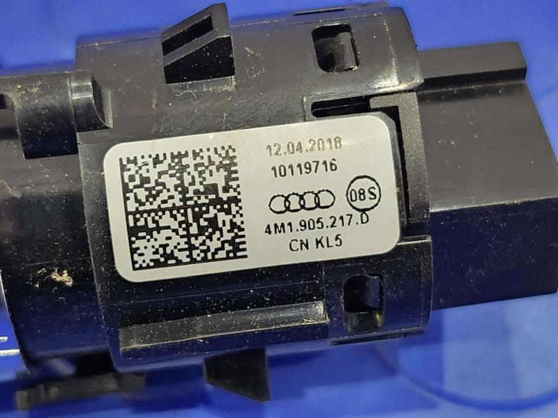 2017-2019 Audi Q7 OEM Keyless Ignition Start Stop Switch with FOBs 4M1905217D