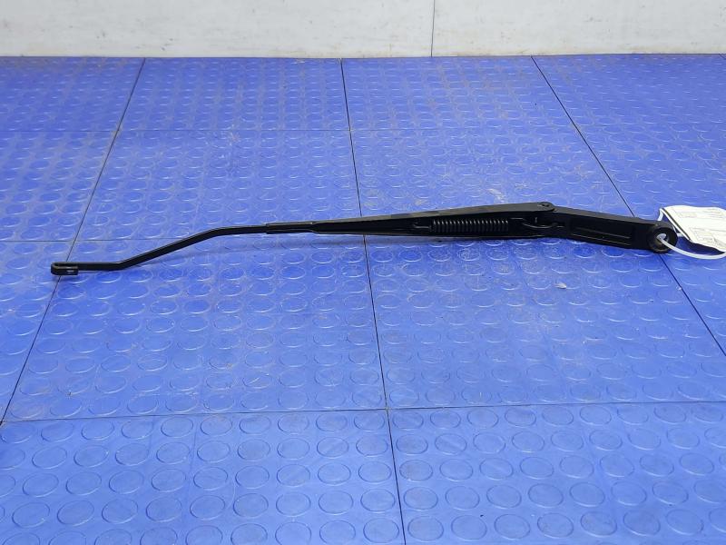 2019 Nissan Titan Wiper Arm