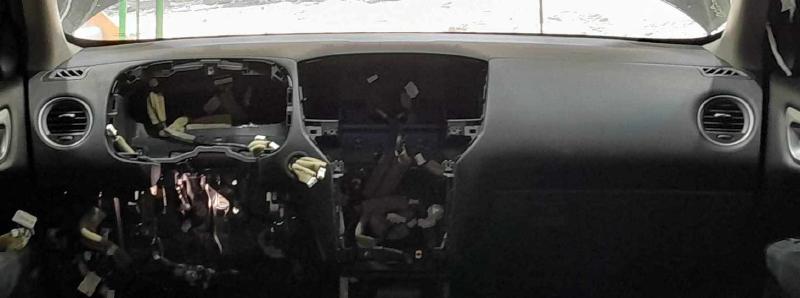 2015 Nissan Pathfinder Dash Panel