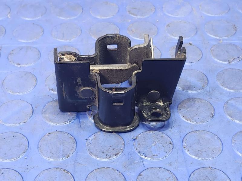 2006 Mercedes CLS-Class Hood Latch