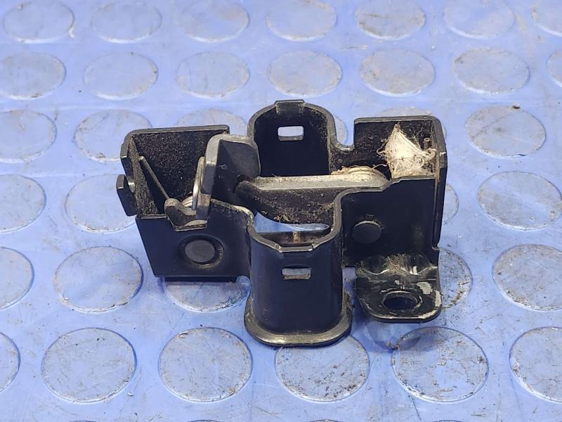 2006 Mercedes CLS-Class Hood Latch