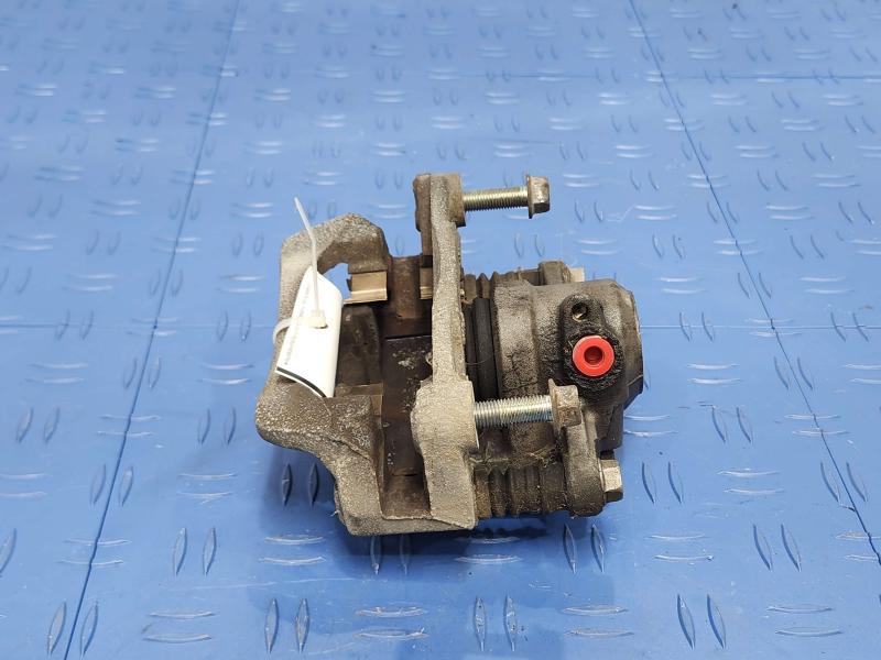 2018 Subaru Forester Caliper