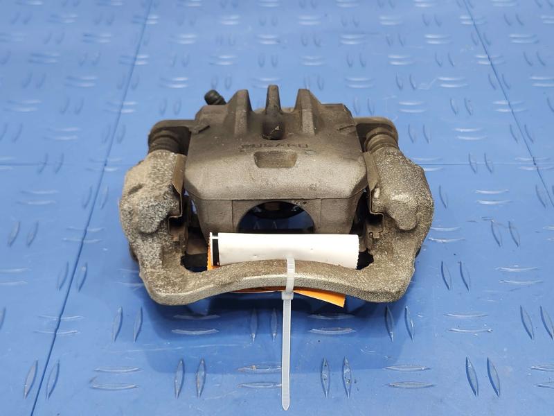 2018 Subaru Forester Caliper