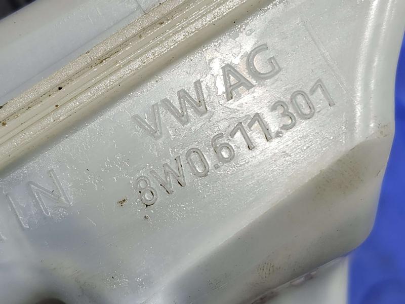 2017-2019 Audi Q7 OEM Brake Master Cylinder Assembly Genuine 4M0611021A