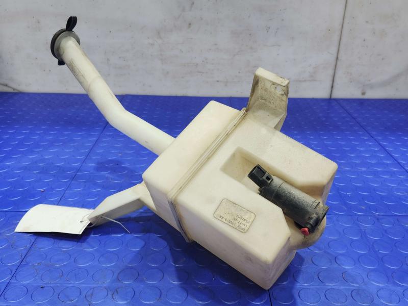 2006 Ford Mustang Washer Bottle