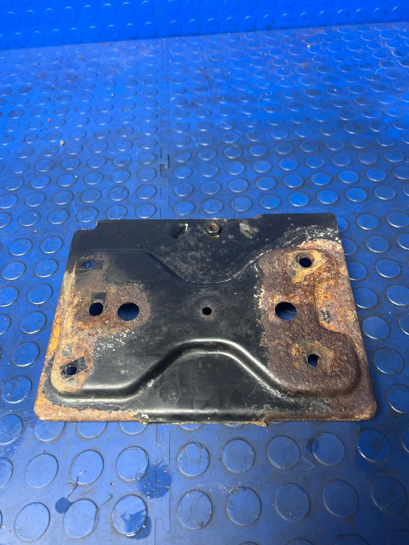 2000 GMC Sierra 1500 Battery Tray