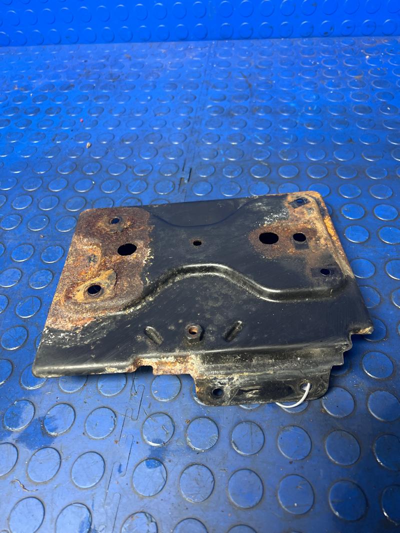 2000 GMC Sierra 1500 Battery Tray