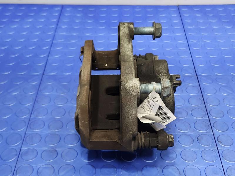 2013 Infiniti FX35 Caliper