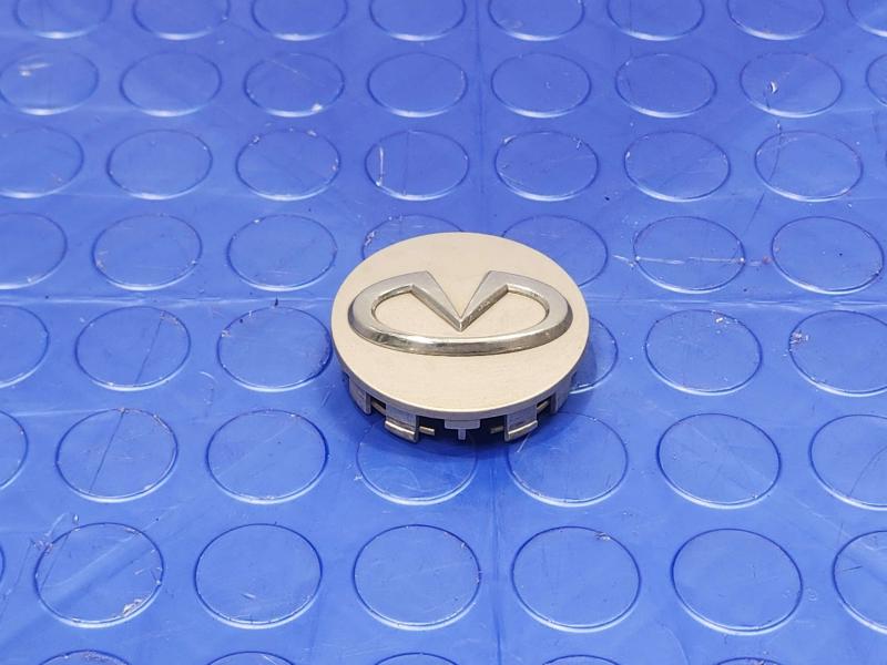 2013 Infiniti FX35 Center Cap