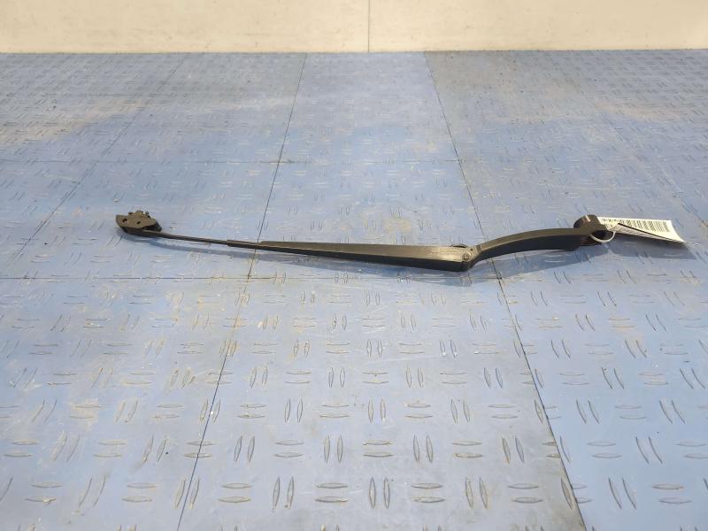 2015 Subaru Forester Wiper Arm