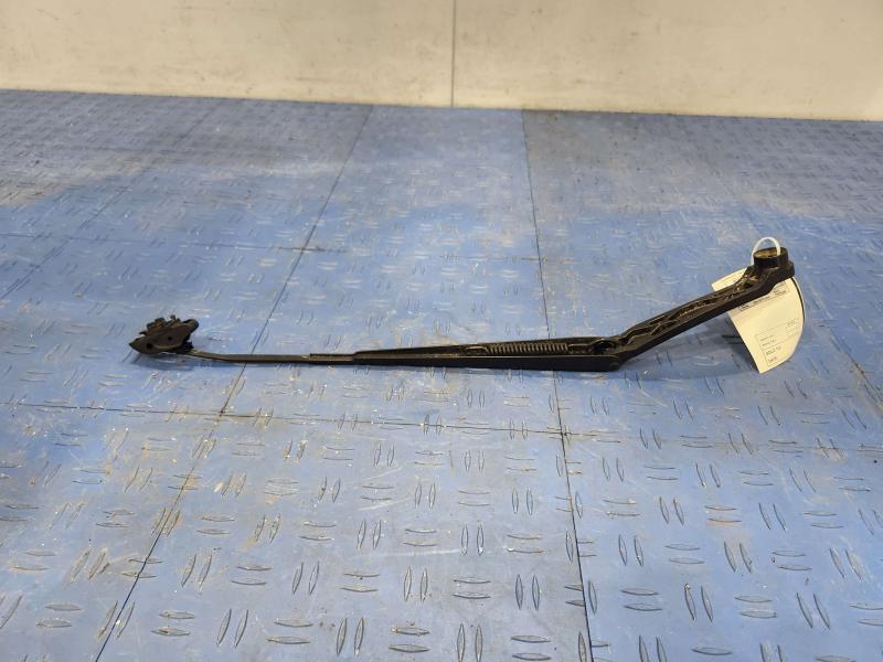 2015 Subaru Forester Wiper Arm