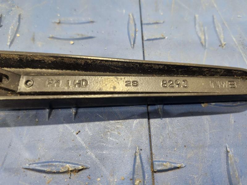 2015 Subaru Forester Wiper Arm