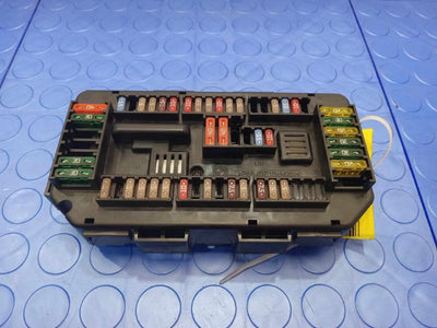 2015 BMW 428i Engine Fuse Box