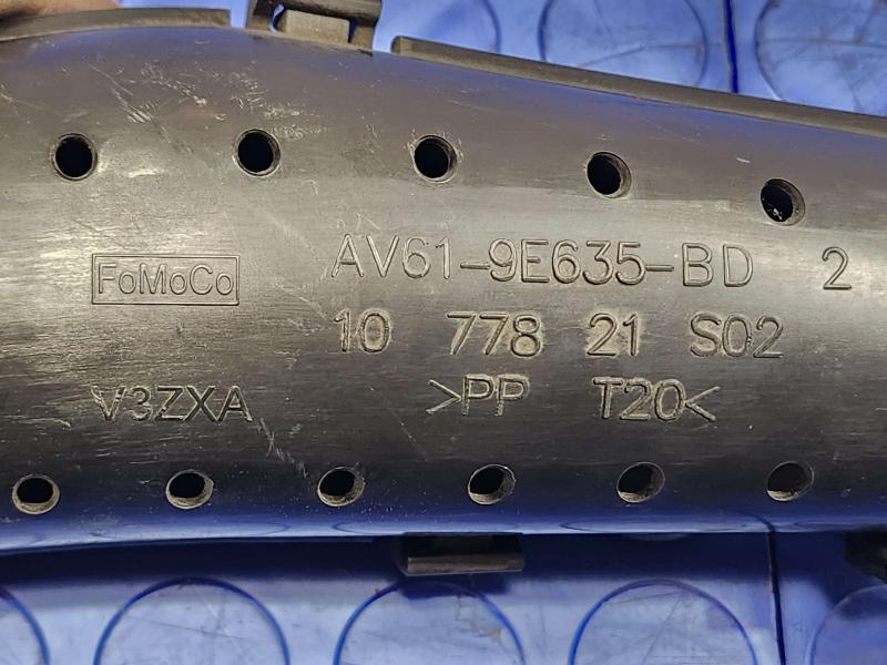 2014 Ford Focus Air Intake Tube/Resonator