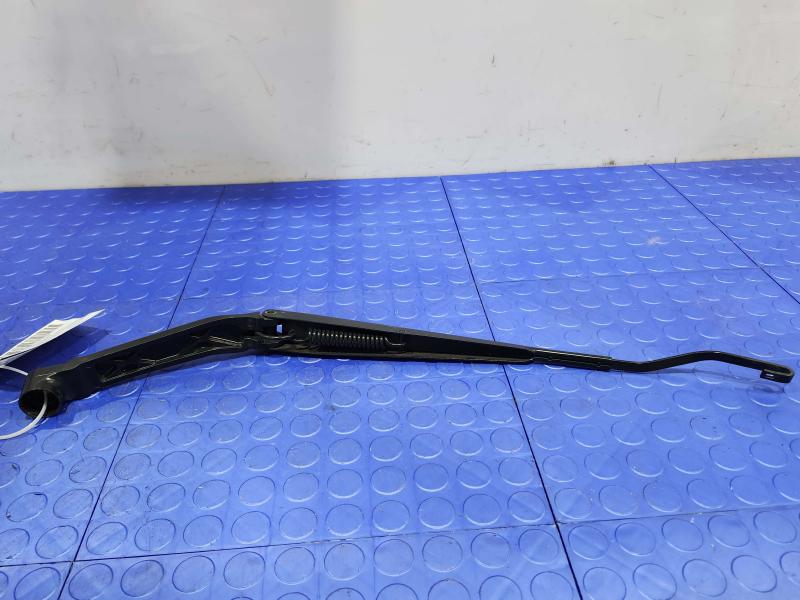 2015 Nissan Murano Wiper Arm