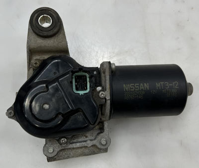 2011 Nissan Armada Wiper Motor Front