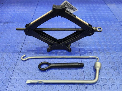 2017 Toyota Prius Jack Assembly