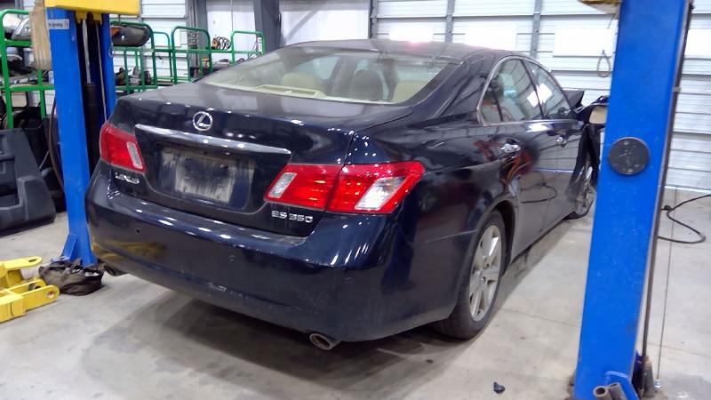 2007 Lexus ES 350 Front Door