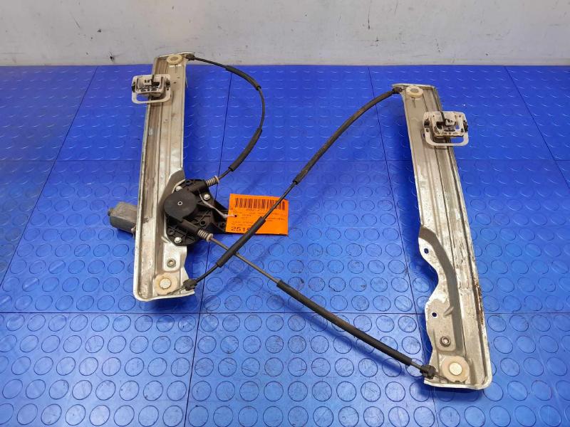 2016 Ford Escape Front Door Regulator