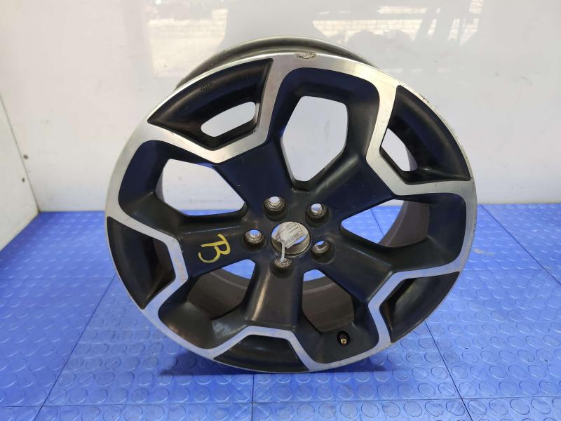 2013 Subaru Crosstrek Wheel