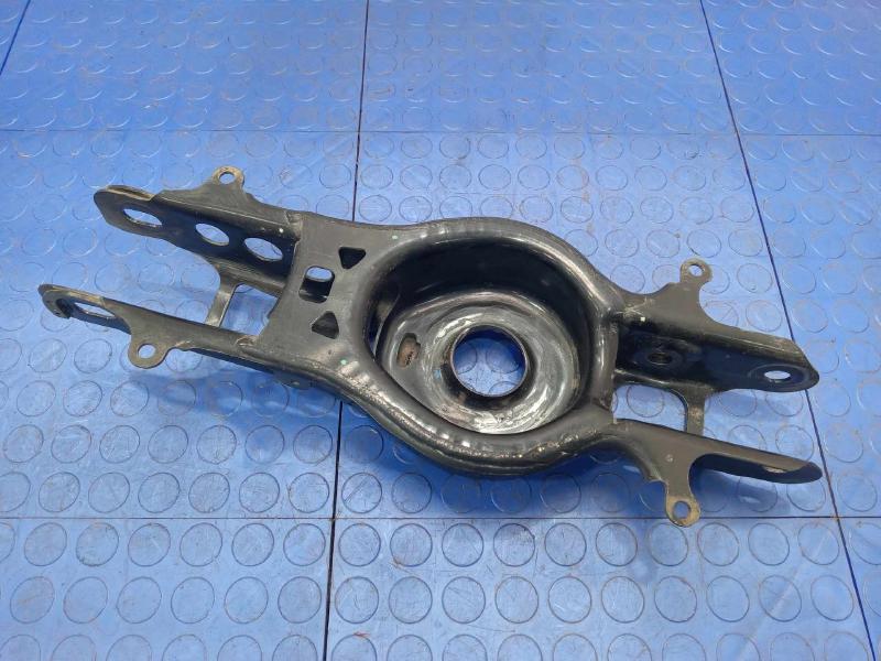 2014-2015 Cadillac CTS Sedan Rear Lower Control Arm Right Passenger Side OEM 22947075,RH