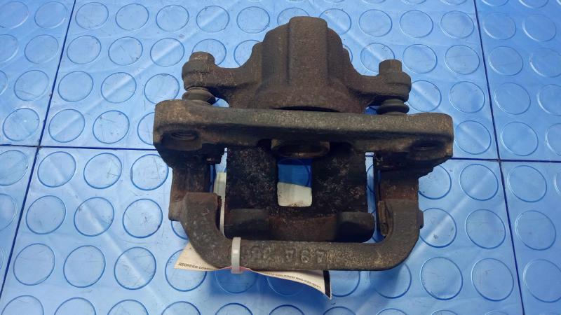 2015 Nissan Rogue Caliper