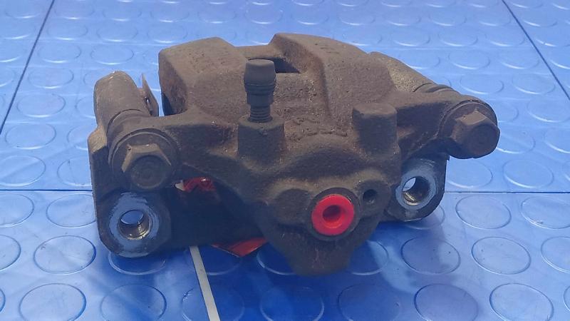 2015 Nissan Rogue Caliper