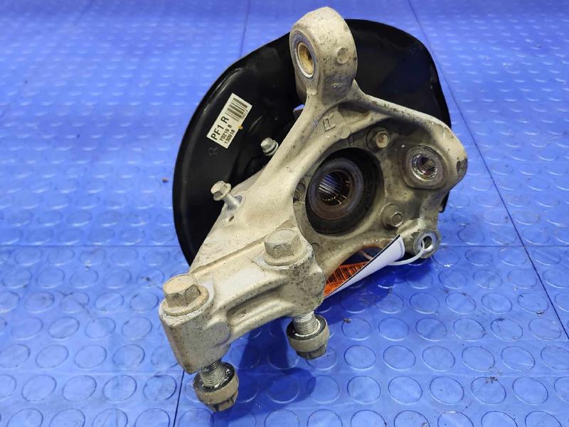 2013 Toyota Prius Spindle Knuckle Front