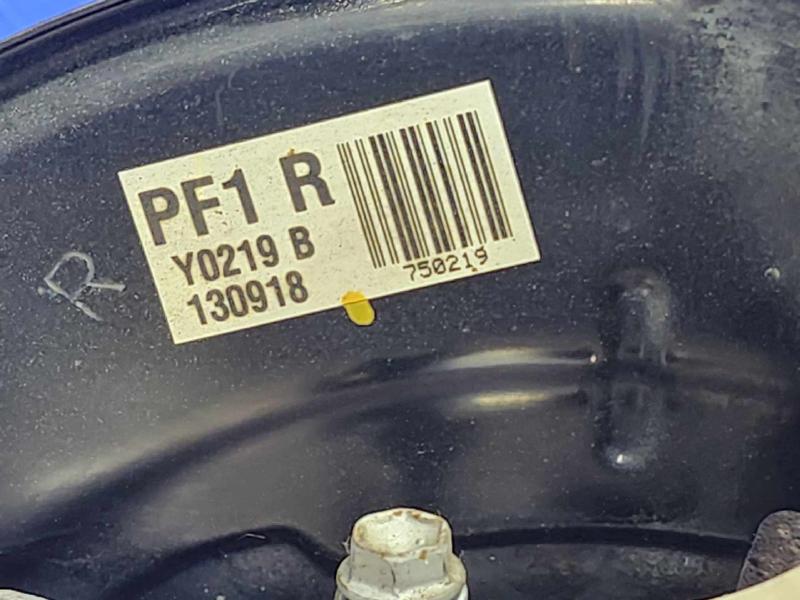 2013 Toyota Prius Spindle Knuckle Front