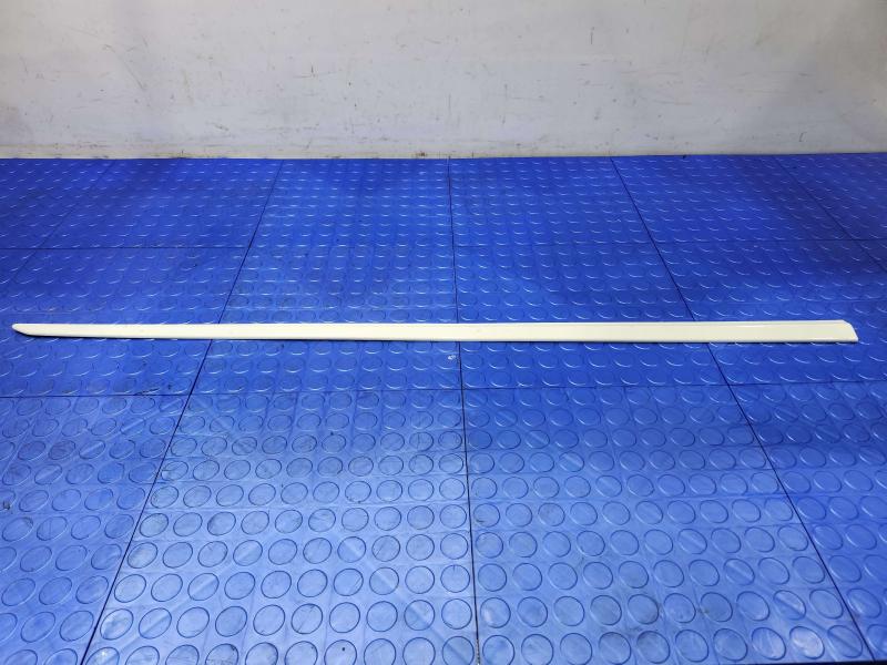 2017 Toyota Prius Front Door Moulding