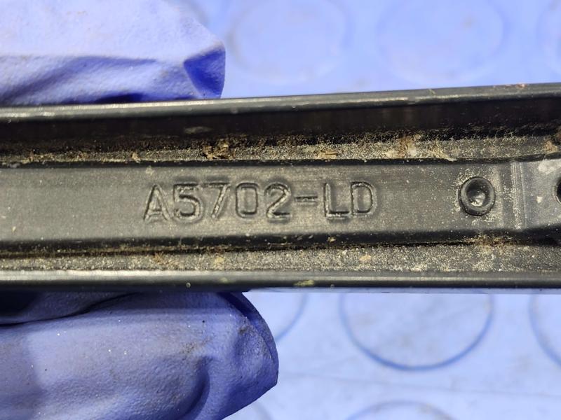 2008 Subaru Legacy Wiper Arm