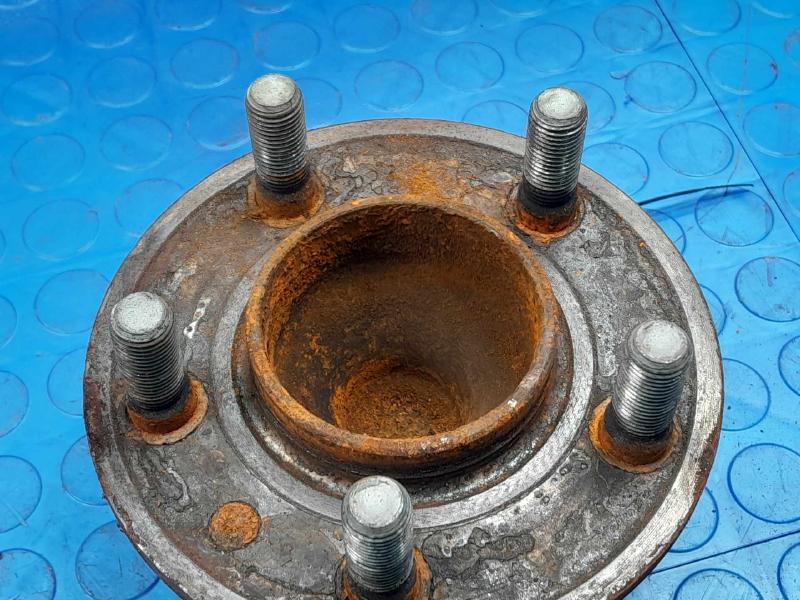 2021 Dodge Charger Hub