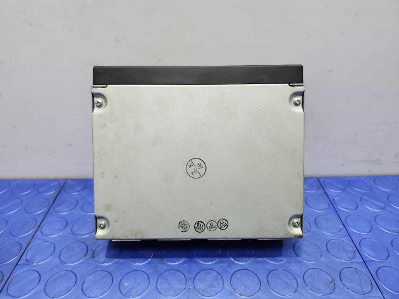 2008-2009 Lexus RX350 RX400H DVD Navigation Player Genuine OEM 8684148110