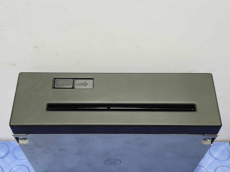 2008-2009 Lexus RX350 RX400H DVD Navigation Player Genuine OEM 8684148110