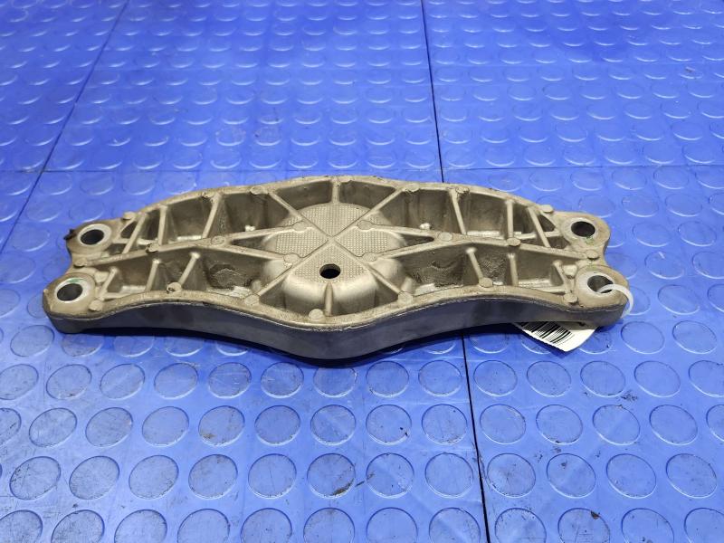 2008 Lexus LS 460 Trans. Crossmember