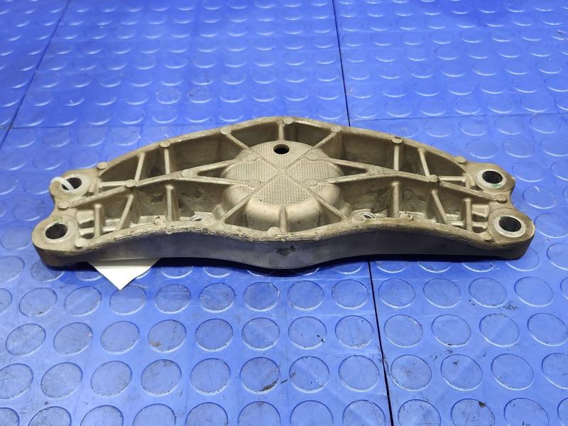 2008 Lexus LS 460 Trans. Crossmember