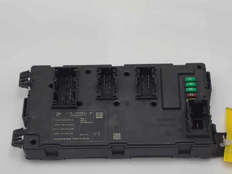 2012 BMW 328i Cabin Fuse Box