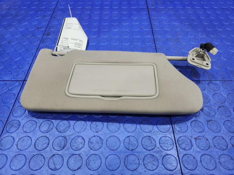 2018 Nissan Maxima Sun Visor