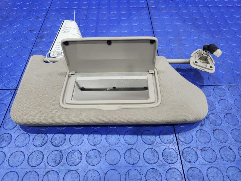 2018 Nissan Maxima Sun Visor