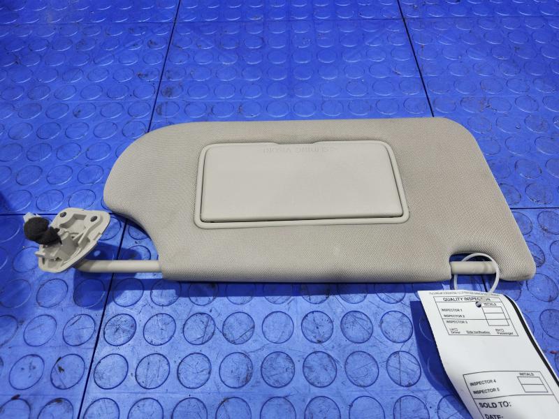 2018 Nissan Maxima Sun Visor