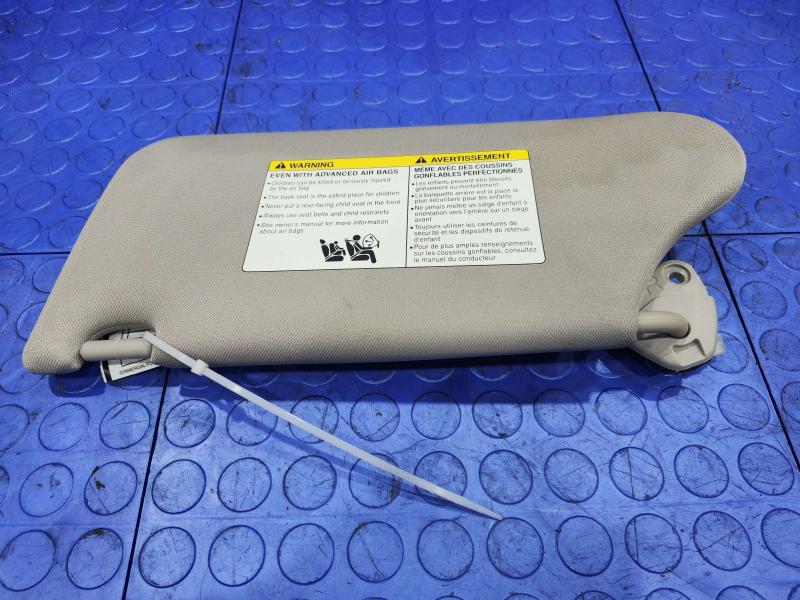 2018 Nissan Maxima Sun Visor