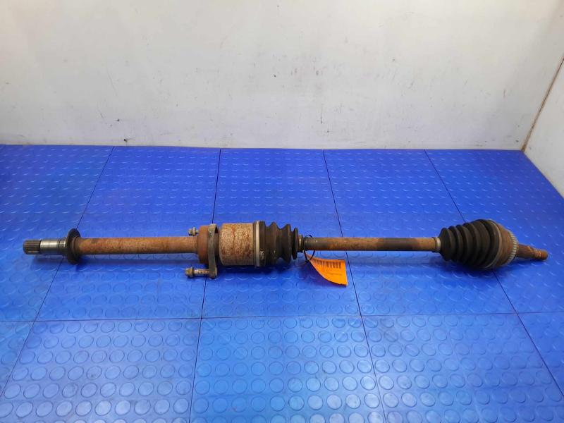 2019 Toyota Sienna Axle Shaft