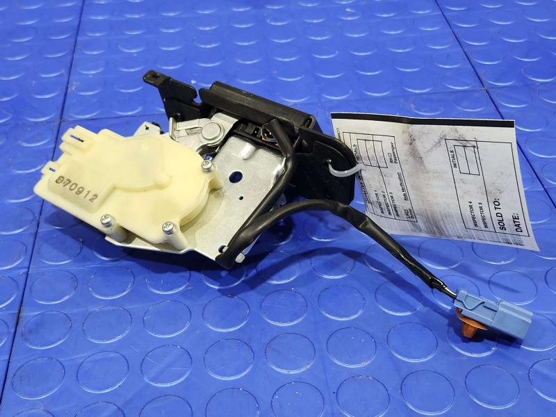 2008 Honda Fit Lid Latch